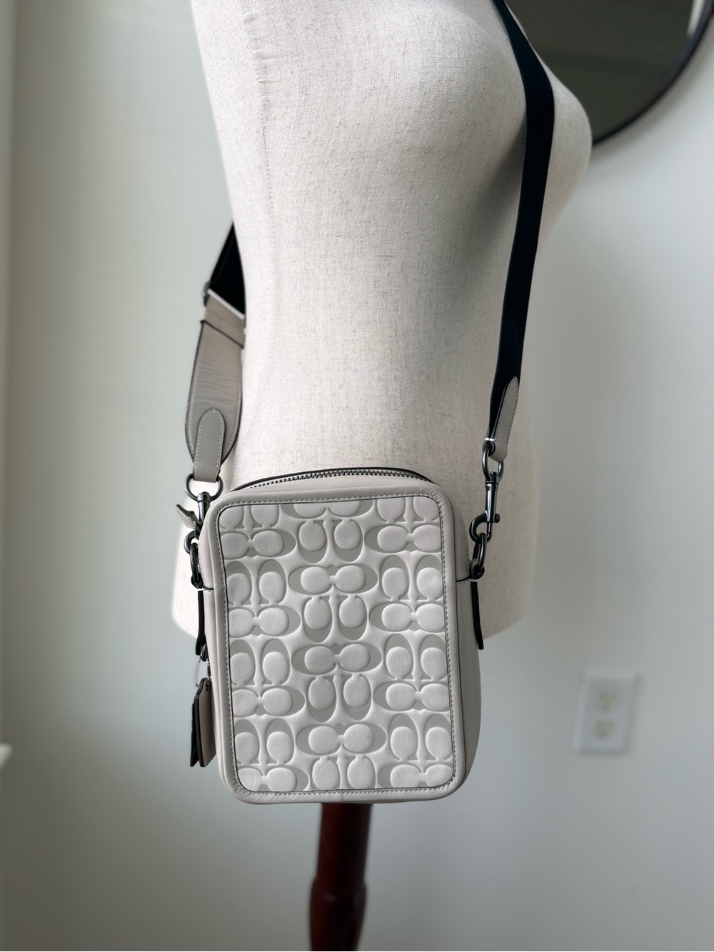 Coach Sullivan Crossbody Bag in White with Embossed Signature - Picture 3 of 10